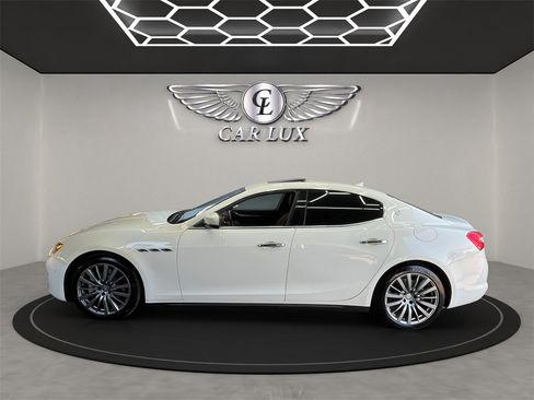 Used 2018 Maserati Ghibli image 3