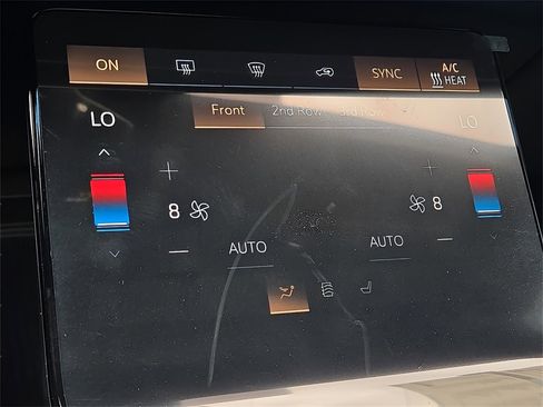 New 2026 Cadillac Vistiq Premium Luxury w/ LPO, Floor Liner Package image 25