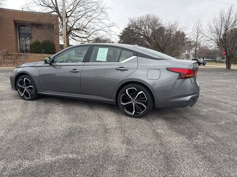 Used 2024 Nissan Altima 2.5 SR image 4