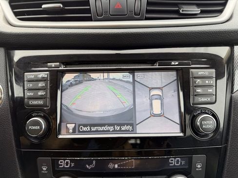 Used 2015 Nissan Rogue SL w/ SL Premium Package image 36