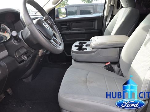 Used 2019 RAM 1500 Tradesman w/ Popular Equipment Group RWD image 10