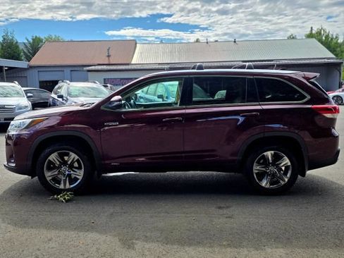 Used 2017 Toyota Highlander Limited Platinum AWD/4WD image 5