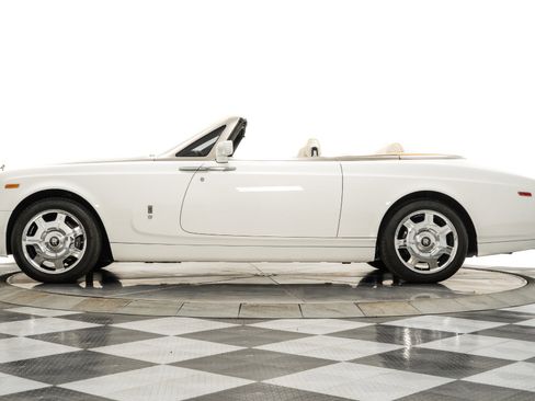 Used 2008 Rolls-Royce Phantom Drophead Coupe RWD image 6