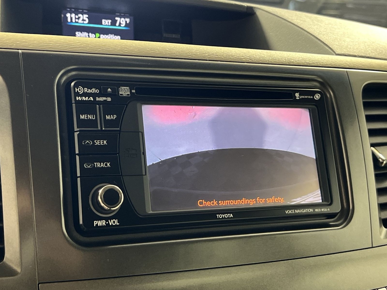 Used 2013 Toyota Sienna XLE w/ Entertainment Pkg FWD image 19