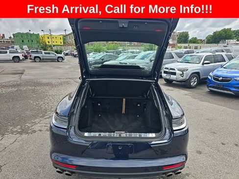 Used 2023 Porsche Panamera 4S w/ Premium Package AWD/4WD image 30