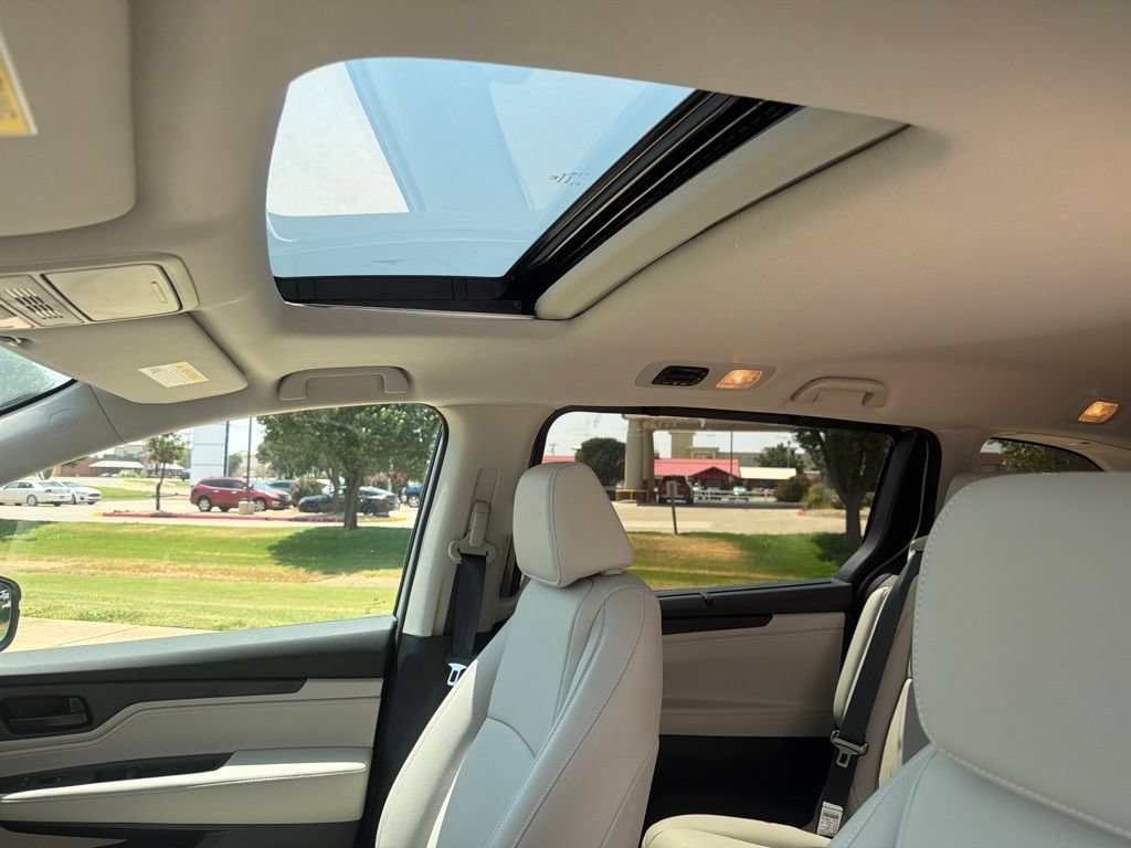 New 2026 Honda Odyssey EX-L image 23