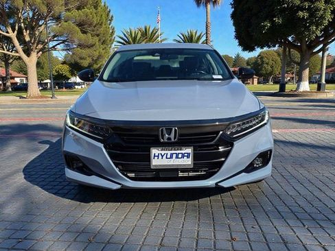 Used 2022 Honda Accord Sport Special Edition image 3