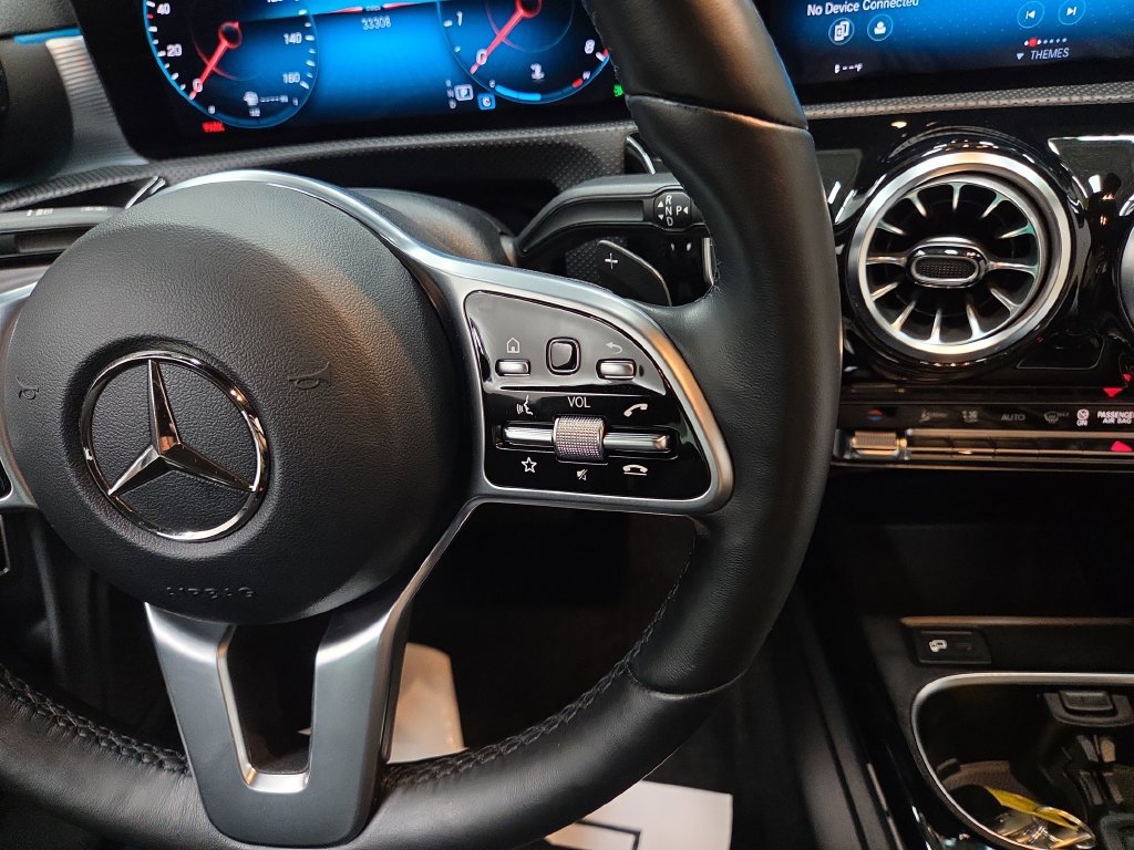 Used 2022 Mercedes-Benz CLA 250 4MATIC image 17