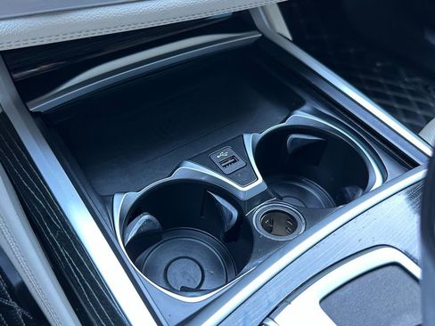 Used 2020 BMW 750i xDrive w/ Executive Package image 48