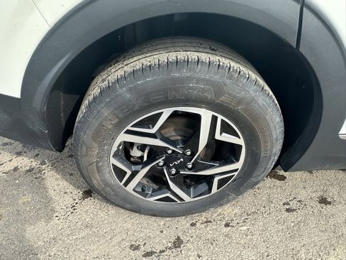 Certified 2023 Kia Sportage LX image 19
