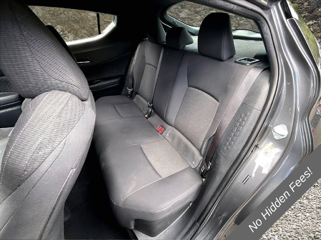 Used 2019 Toyota C-HR LE FWD image 20