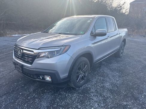 Used 2019 Honda Ridgeline Sport image 2