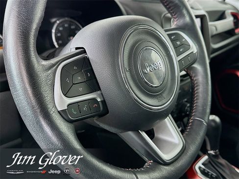 Used 2021 Jeep Renegade Trailhawk image 26