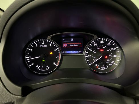 Certified 2018 Nissan Altima 2.5 SL w/ 2.5 SL Technology Package image 16