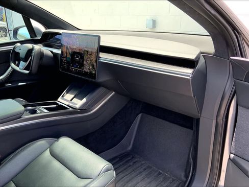 Used 2022 Tesla Model X Plaid AWD/4WD image 24