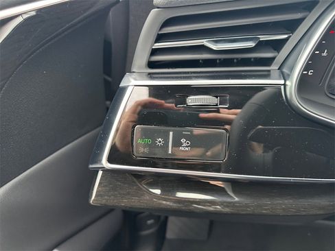 New 2026 Audi Q8 Premium Plus image 24