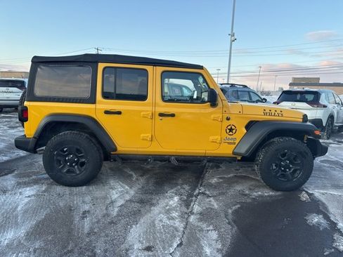 Used 2019 Jeep Wrangler Unlimited Sport image 4
