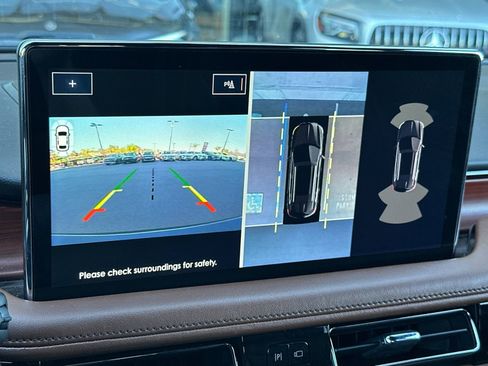 Used 2022 Lincoln Nautilus Reserve image 21