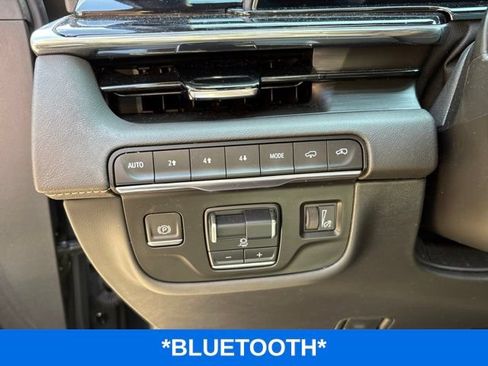 Used 2024 Cadillac Escalade Sport w/ LPO, ONYX Package AWD/4WD image 15