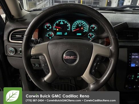 Used 2011 GMC Sierra 1500 SLT w/ SLT Convenience Package AWD/4WD image 19