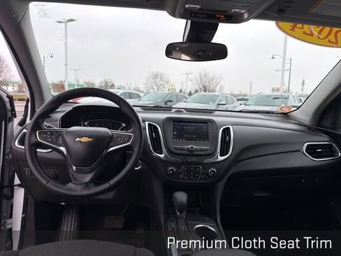 Used 2024 Chevrolet Equinox LT image 24