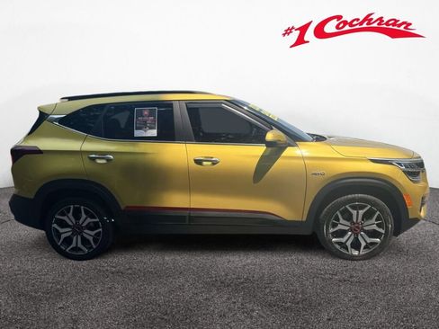 Used 2023 Kia Seltos SX w/ SX Sunroof Package AWD/4WD image 6