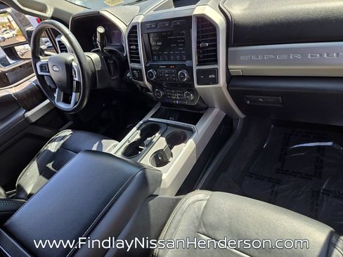 Used 2019 Ford F250 Lariat w/ Lariat Ultimate Package AWD/4WD image 18