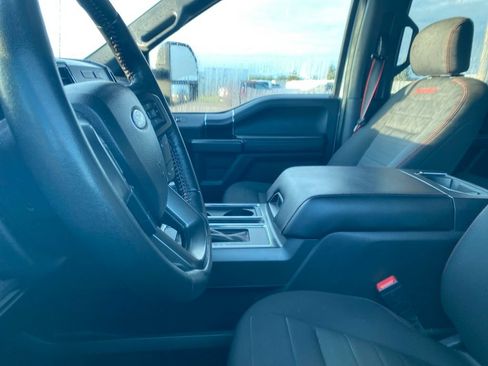 Used 2019 Ford F150 XLT w/ Equipment Group 302A Luxury AWD/4WD image 14