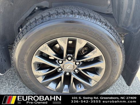 Used 2023 Lexus GX 460 Premium image 32