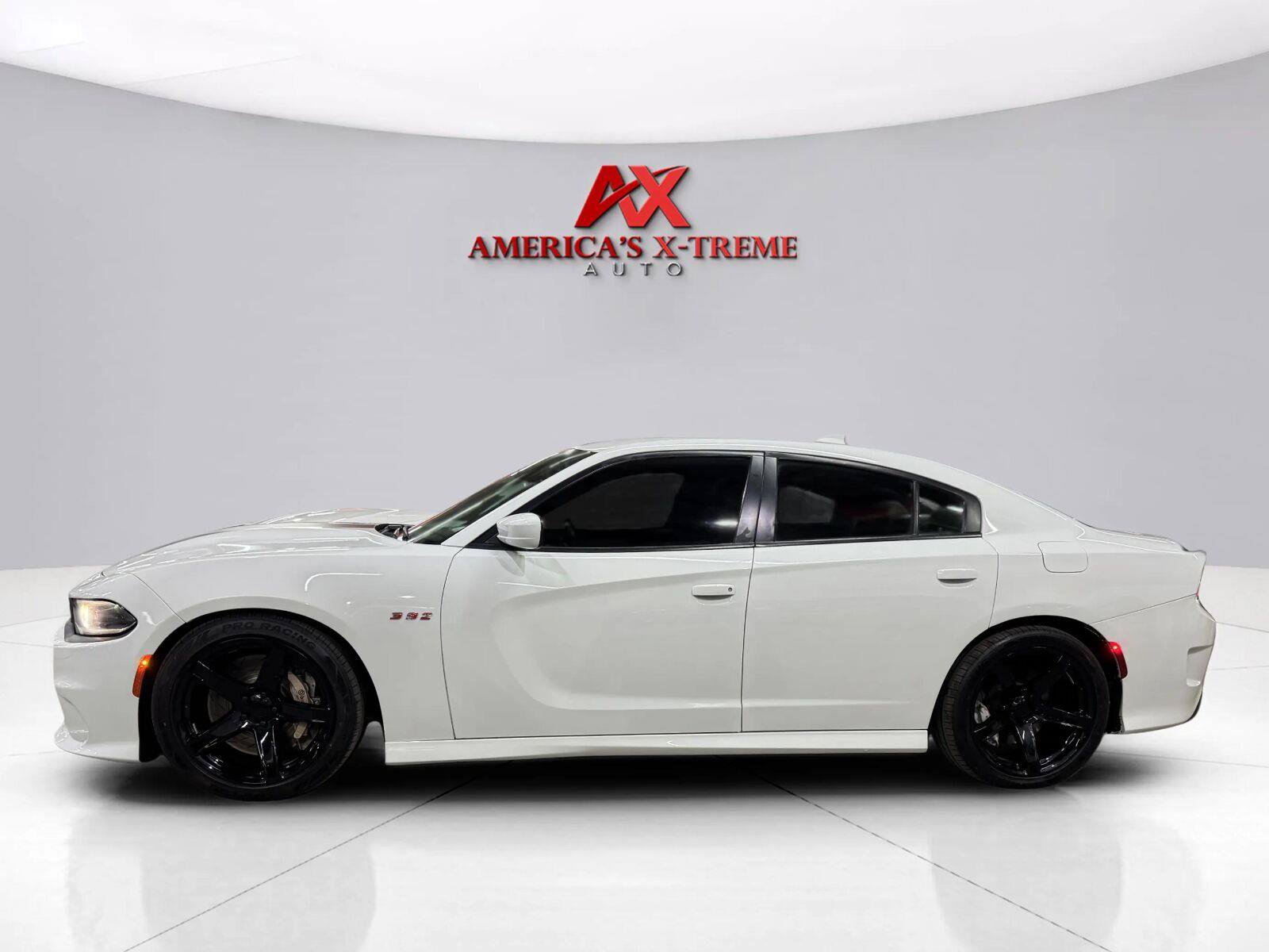Used 2019 Dodge Charger Scat Pack w/ Dynamics Package RWD image 4