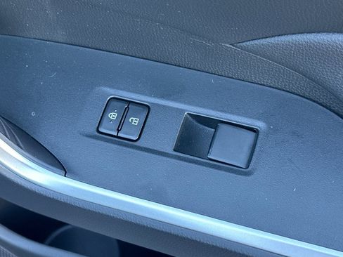 Used 2025 Toyota RAV4 LE image 22