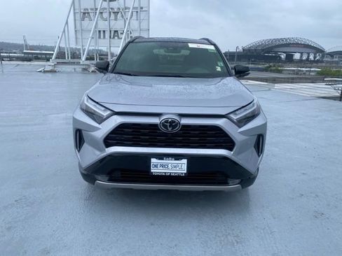 Certified 2025 Toyota RAV4 XSE AWD/4WD image 5