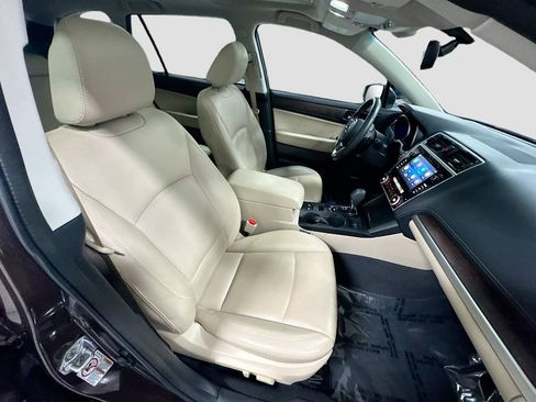 Used 2019 Subaru Outback 2.5i Limited w/ Popular Package #2 AWD/4WD image 29