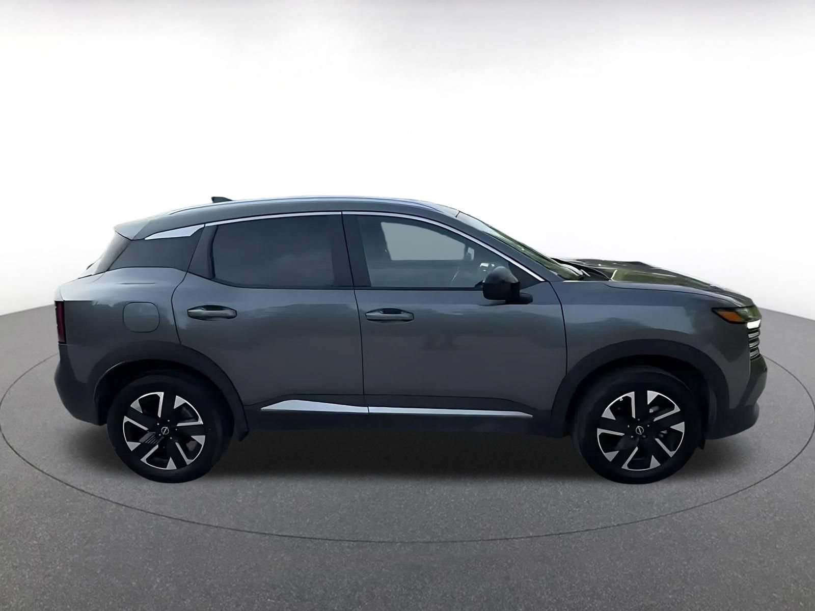 Used 2026 Nissan Kicks SV w/ Cold Weather Package AWD/4WD image 15