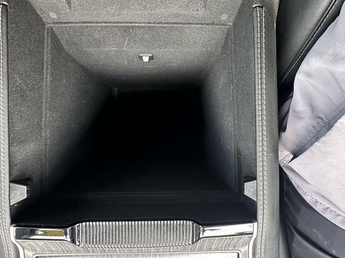 Used 2024 Jeep Wagoneer Series III image 25