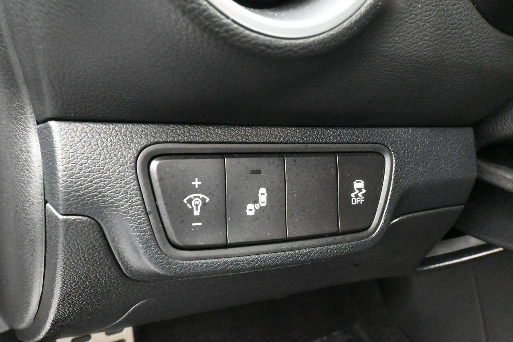 Used 2024 Kia Forte GT-Line FWD image 17