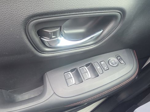 Used 2023 Honda HR-V Sport image 28