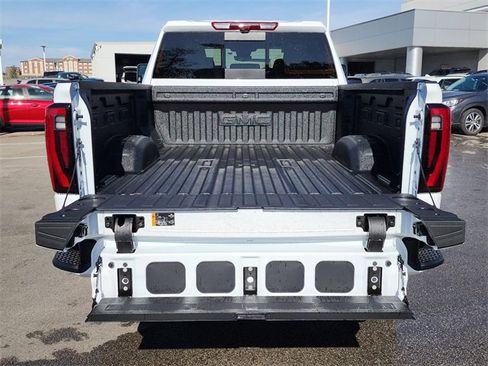 New 2026 GMC Sierra 2500 Denali w/ Denali Reserve Package image 8