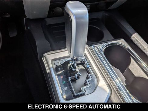 Used 2018 Toyota Tundra Platinum AWD/4WD image 9