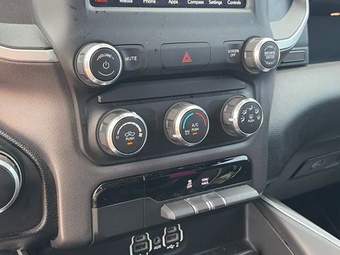 Used 2020 RAM 1500 Lone Star image 21