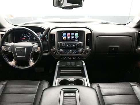 Used 2018 GMC Sierra 1500 Denali w/ Denali Ultimate Package image 12