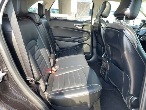 Used 2023 Ford Edge SEL w/ Convenience Package image 32