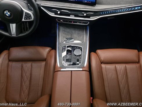 Used 2024 BMW X7 xDrive40i w/ M Sport Package AWD/4WD image 32