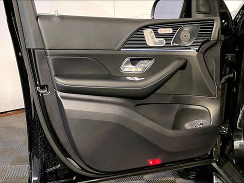 New 2026 Mercedes-Benz GLE 580 4MATIC image 11