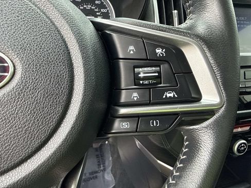 Used 2019 Subaru Forester Premium AWD/4WD image 38