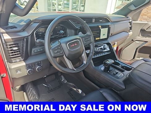 Used 2025 GMC Sierra 1500 AT4 w/ AT4 Premium Package AWD/4WD image 17