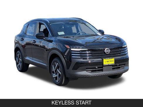 New 2026 Nissan Kicks SV w/ SV Premium Package image 2