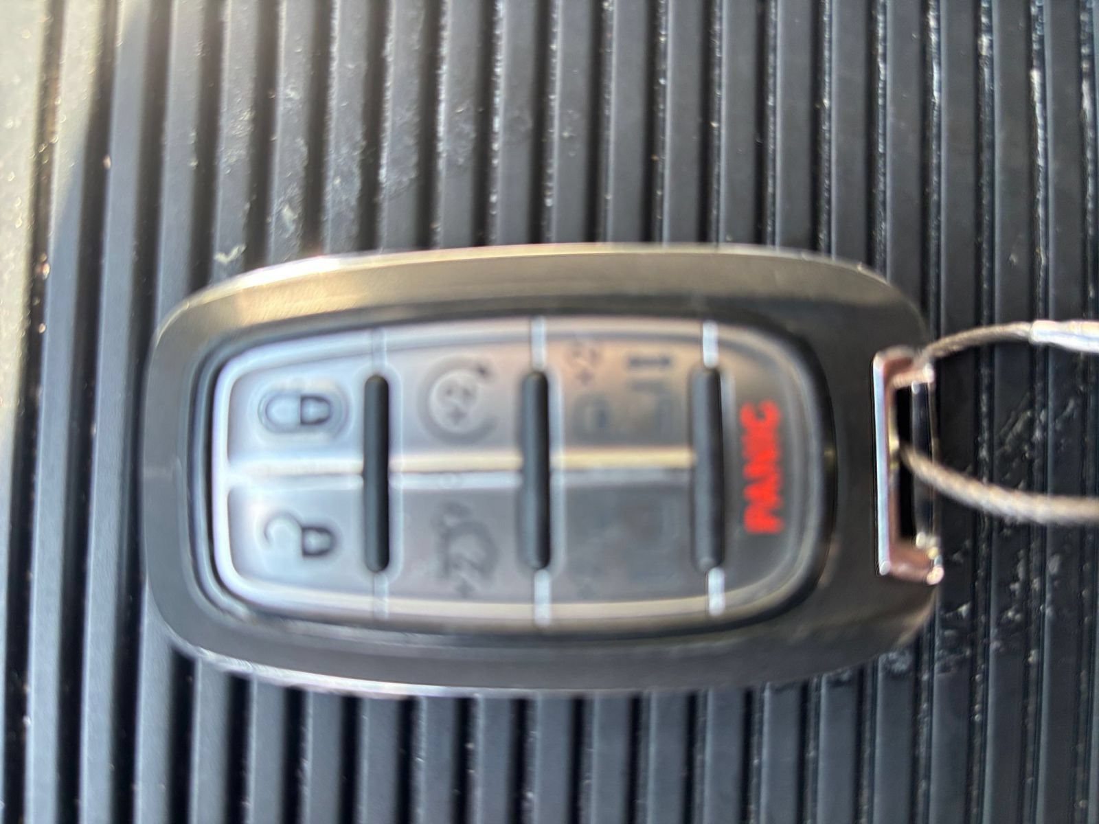 Used 2024 Chrysler Pacifica Touring-L FWD image 18