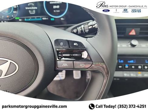 New 2025 Hyundai Elantra SEL w/ Cargo Package FWD image 26