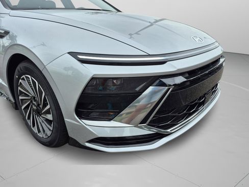 New 2026 Hyundai Sonata SEL FWD image 35